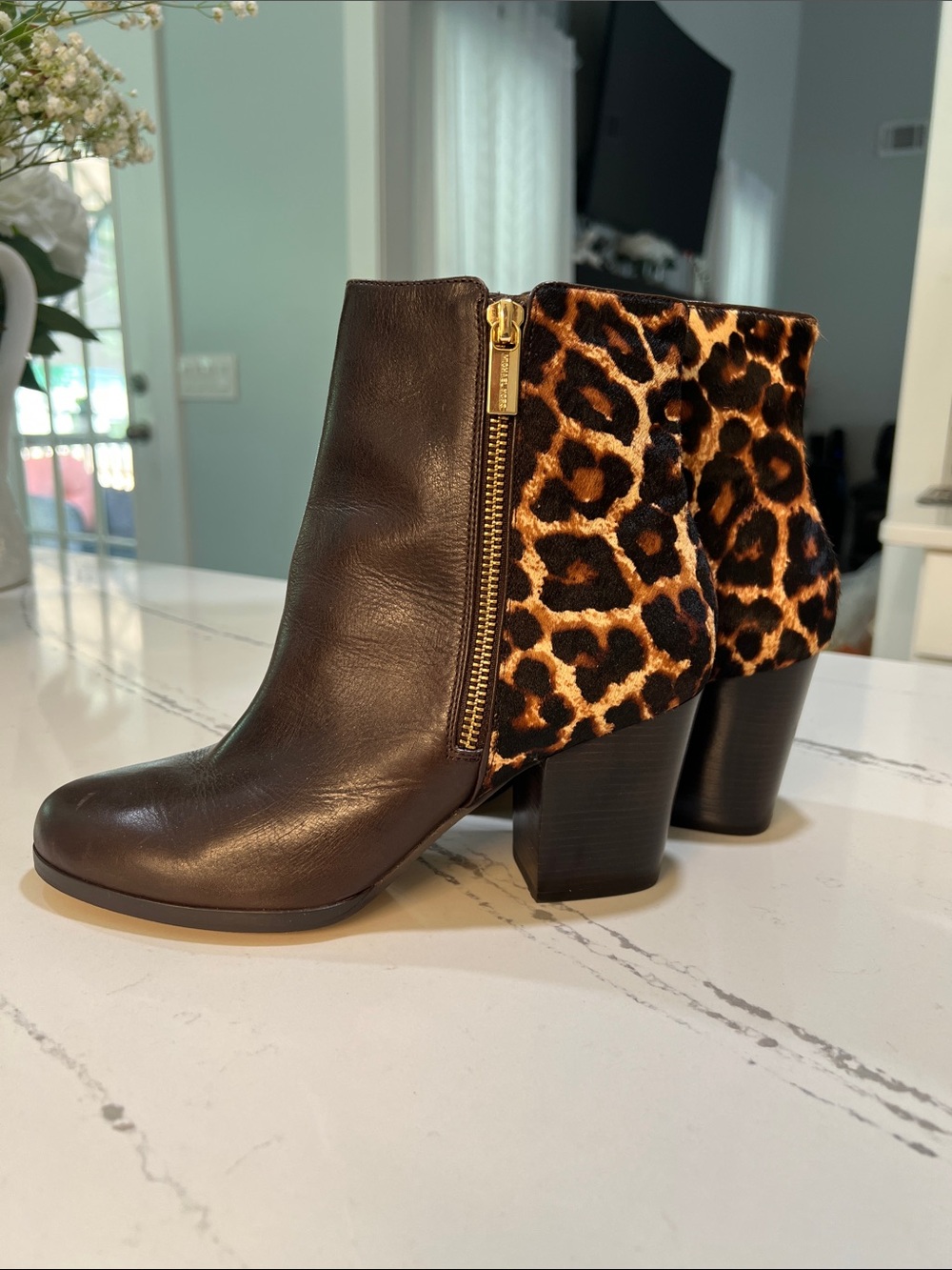 Michael Kors Brown Leather Ankle Boots with Leopard-Print Heel Panel size W 7.5 - Picture 4 of 15